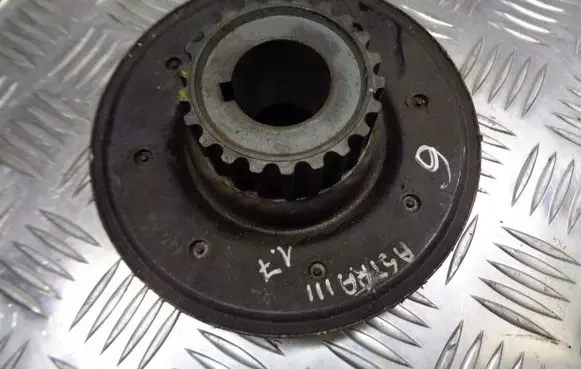 Opel Astra H Alternator pulley 