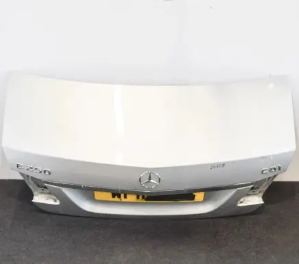 Mercedes-Benz E W212 Tailgate/trunk/boot lid A2127500975