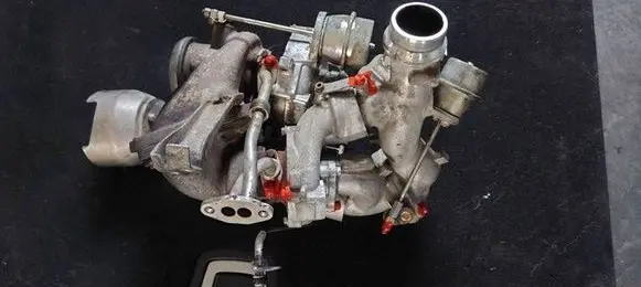 Mercedes-Benz C W204 Turbo A6510904080 A6510902880 6510904080