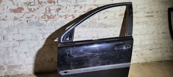 Volvo XC90 Front door