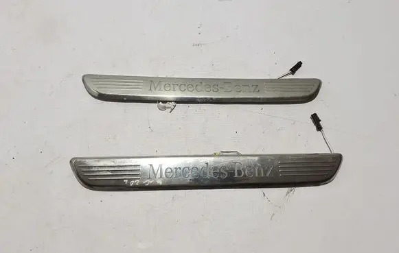 Mercedes-Benz GLC C253 Front sill trim cover