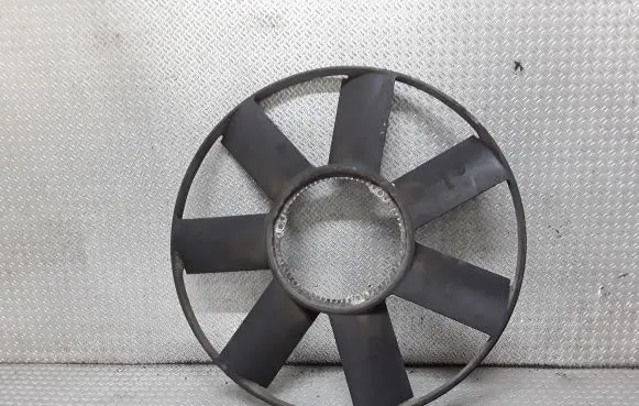 BMW 5 E39 Fan impeller 2243303