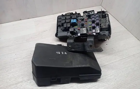 Mazda 6 Fuse module 66760K7005