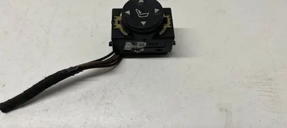 BMW 5 E60 E61 Seat control switch 8360877 03060040