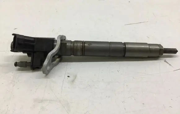 Volvo XC60 Fuel injector 0445116016
