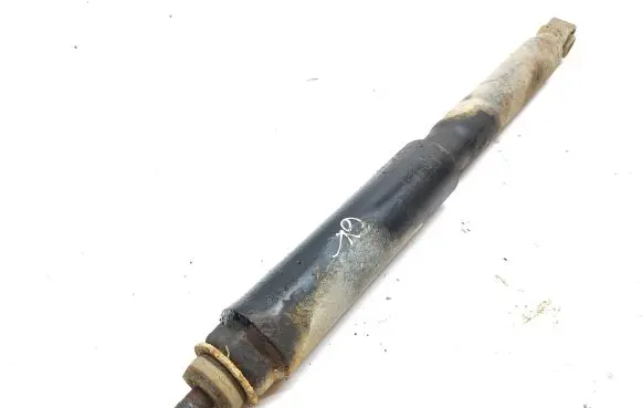 Toyota Land Cruiser (J200) Rear shock absorber/damper