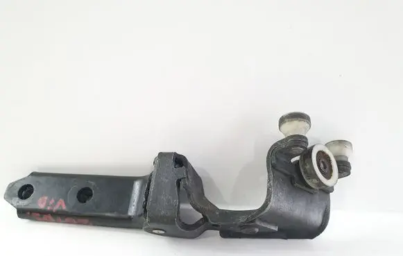 Volkswagen Transporter - Caravelle T5 Sliding door middle roller runner 7H0843336B