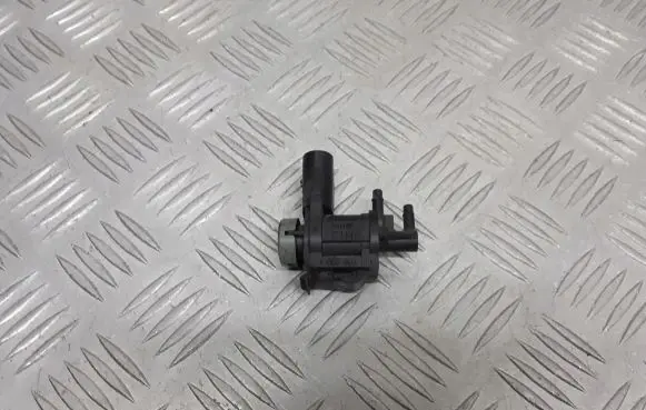Volkswagen Sharan Valve vacuum 1J0906283C