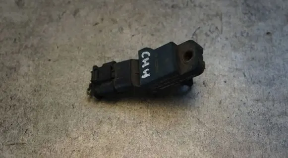 Audi TT TTS RS Mk3 8S Air pressure sensor 038906051R