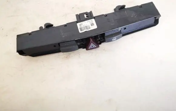 Opel Zafira B Hazard light switch 13100105 13100105xf