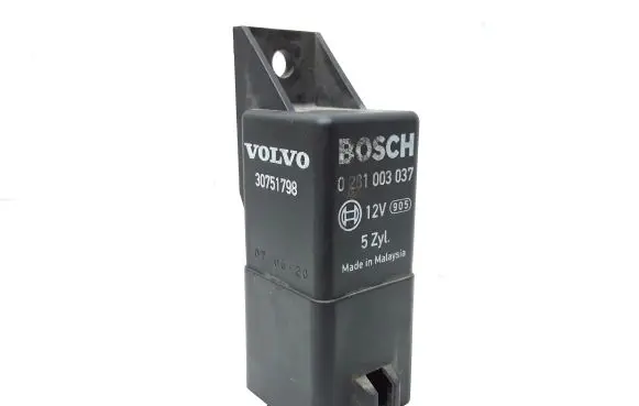 Glow plug pre-heat relay
