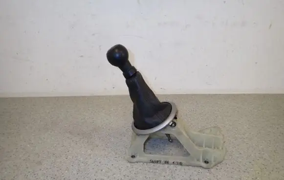 Suzuki Swift I Gear shifter/selector 