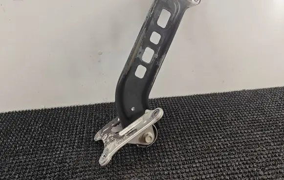 Chevrolet Malibu Rear control arm 23328164 2B000026 00000000X