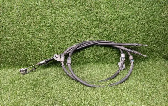 Chevrolet Cruze II Handbrake/parking brake wiring cable AARD62441007