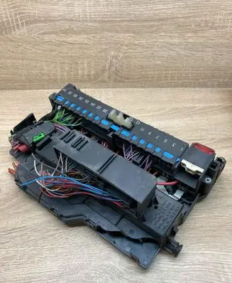BMW 3 E46 Fuse box set 8364540 8387153