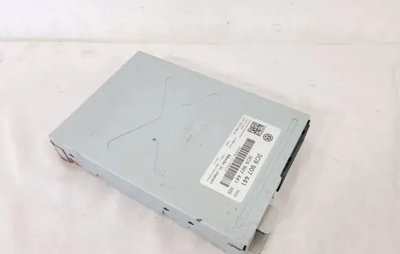 Volkswagen PASSAT B7 Camera control unit module 3C9907441 525PA8J111553