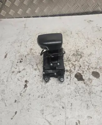 Audi A4 S4 B9 Gear shifter/selector 8W1713041E 8W1713041