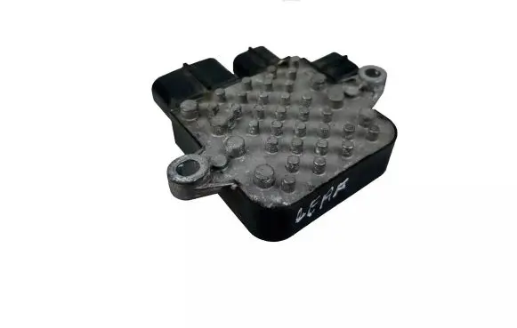 Nissan Leaf II (ZE1) Fan control module 21493B210B