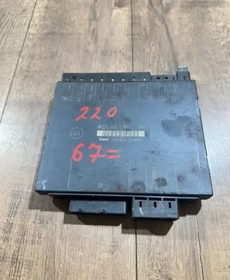 Mercedes-Benz S W220 Seat control module 2208201185 7653A4