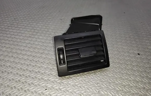 Mercedes-Benz A W169 Dashboard side air vent grill/cover trim 1698300154