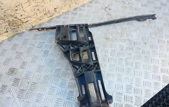 Mercedes-Benz S W221 Rear bumper mounting bracket A2218850163