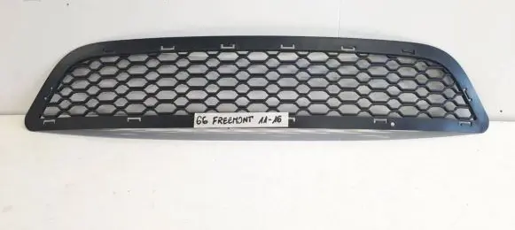 Fiat Freemont Front grill 55000809AB 42848