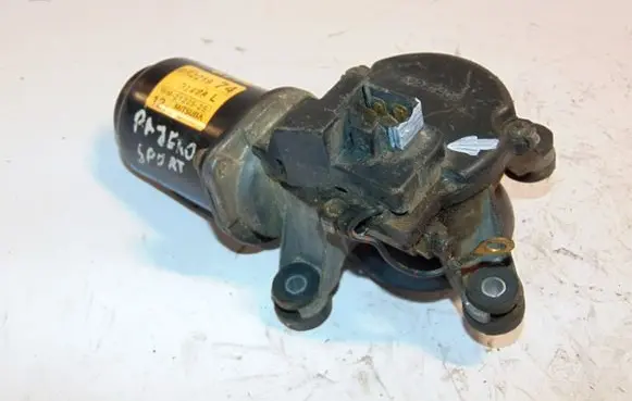 Mitsubishi Pajero Sport I Wiper motor MR221974