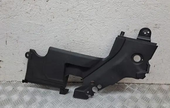 Toyota Avensis T250 Radiator trim 5379505031
