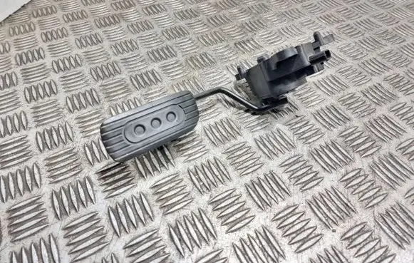 Nissan Note (E11) Accelerator throttle pedal 18002AX700 00845 2497C