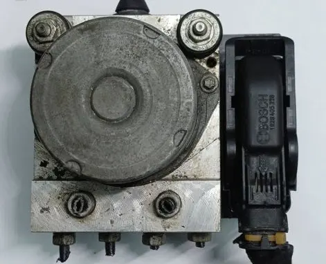 Opel Meriva B ABS Pump 13354301 0265238000 0265950820
