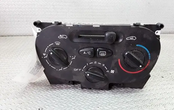 Peugeot 206 Climate control unit