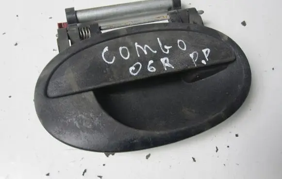 Opel Combo C Front door exterior handle