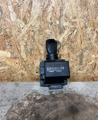 Mercedes-Benz E W211 Ignition lock 2115451008 33002205 3003153070206166