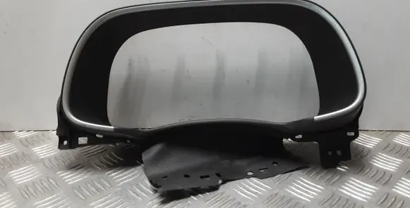 Hyundai Tucson TL Dashboard trim 84831D7BA0