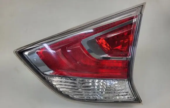 Nissan X-Trail T32 Tailgate rear/tail lights 226-17939