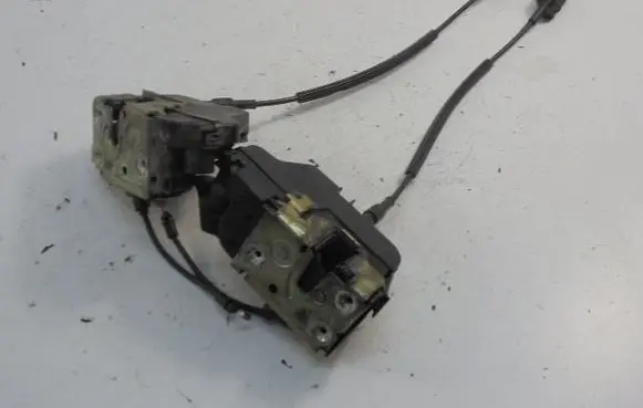 Renault Laguna II Front door lock 