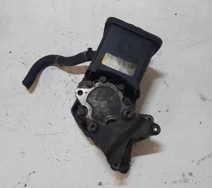BMW 5 E39 Power steering pump 91208e91208e3