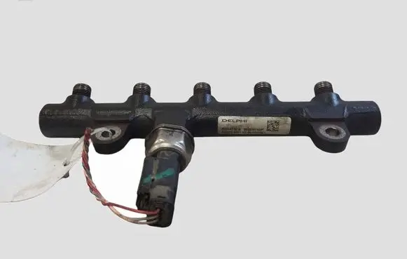 Citroen C5 Fuel main line pipe 9656391180