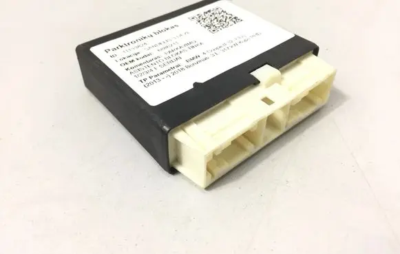 BMW M4 F82 F83 Parking PDC control unit/module 6886211