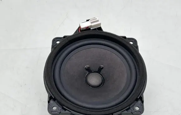 KIA Sorento Front door speaker 96331C5000 5WKC010A 150504