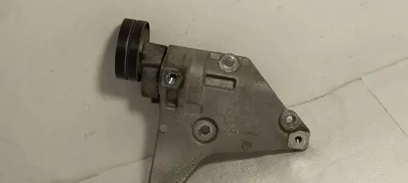 Audi A1 Generator/alternator belt tensioner 03F260885