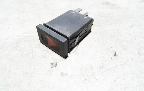Fog light switch