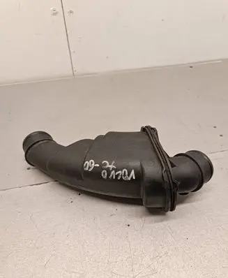 Volvo XC60 Intercooler hose/pipe 30778734 PA66GF35 E2Z4D