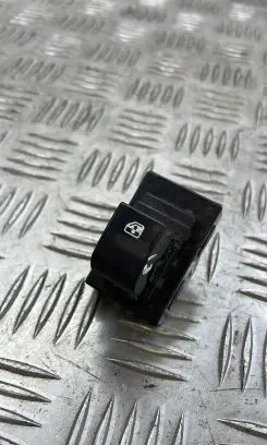 KIA Ceed Electric window control switch