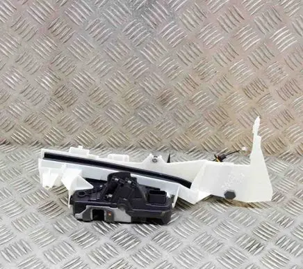 Ford Puma Front door lock L1TBA219A64CE