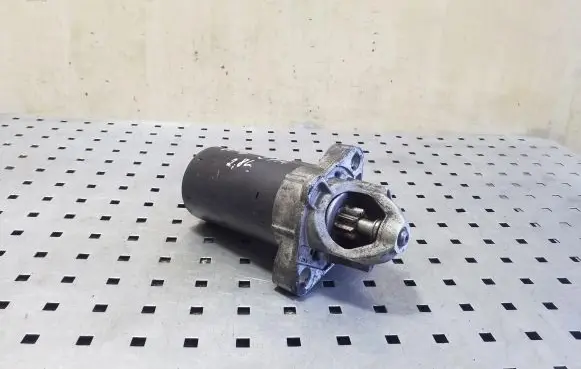 Audi A6 S6 C5 4B Starter motor 078911023D 0001108220