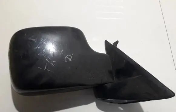 Isuzu Trooper Front door electric wing mirror E13010624