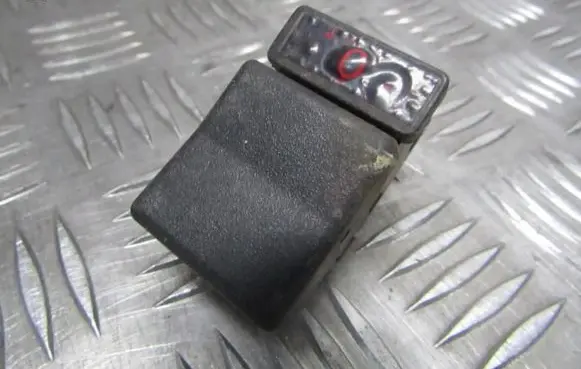 Opel Omega A Windscreen/window heater switch 90213286