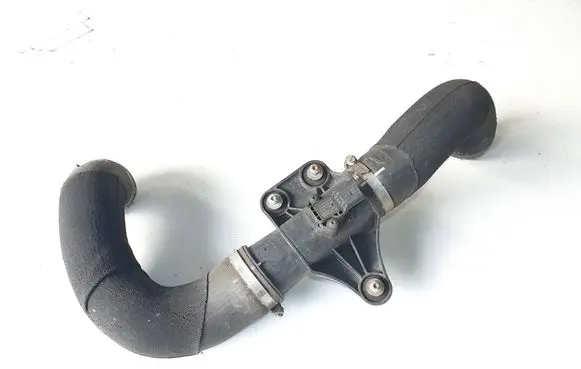Intercooler hose/pipe