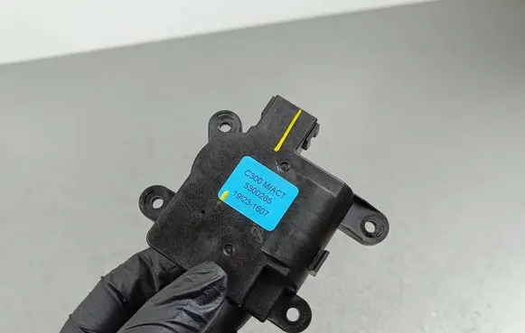 SsangYong Korando Air flap motor/actuator C300MACT 191231607 5300265